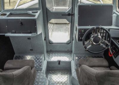 Interior Vboats Voyager 700 COB