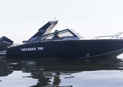 Barca aluminiu Vboats Voyager 700 Open